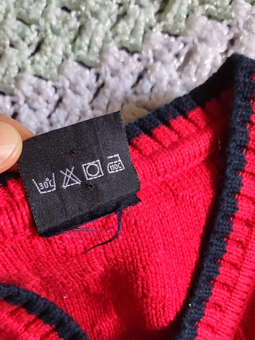 Ralph Lauren Boys Red Navy Wavy Sweater Vest
